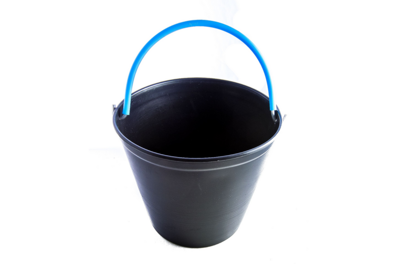 Balde Plast 12lt Super Reforçado Pt Astra (BC1)