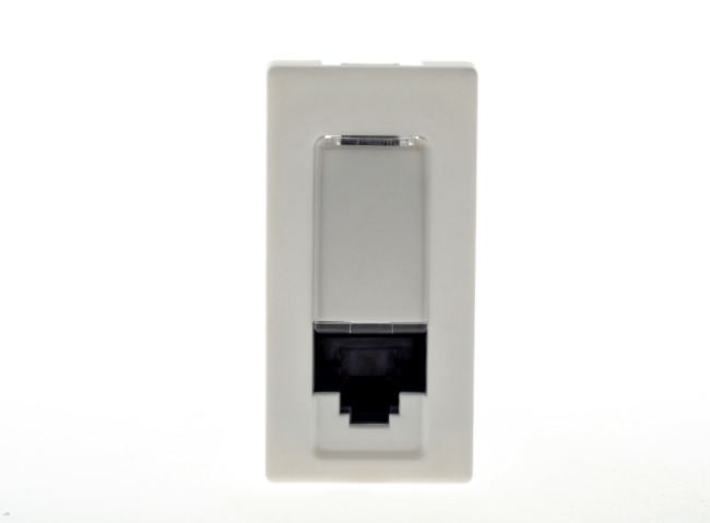 PIAL PLUS+ MOD 1TOM RJ45 CAT5E
